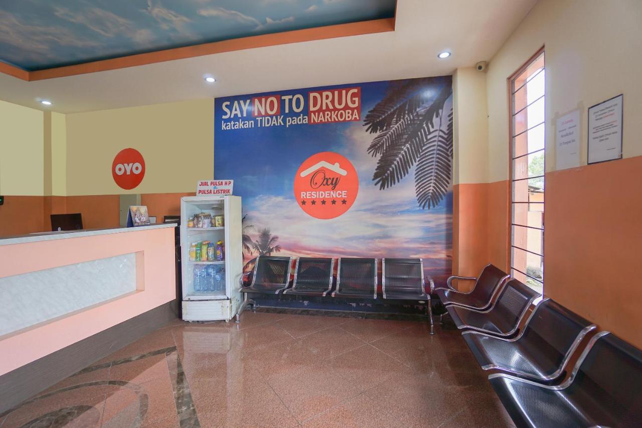Hotel Super Oyo 2639 Oxy Townhouse Manado Exteriér fotografie
